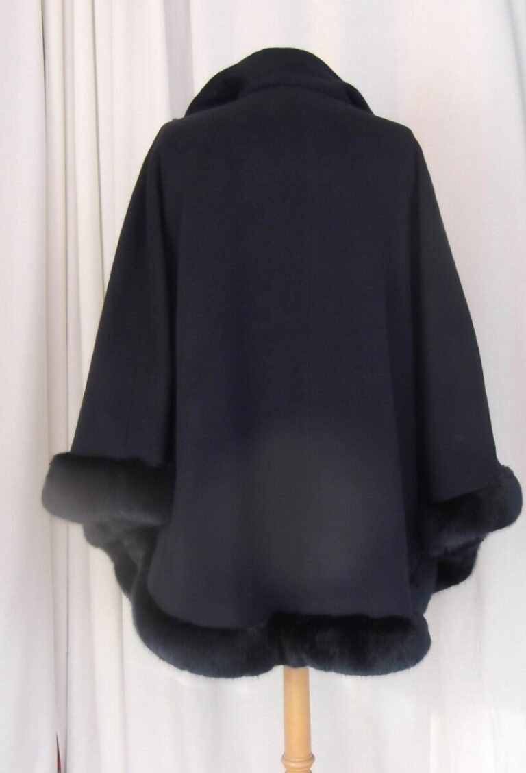 Jacques Vert JACQUES VERT FULLY LINED ONE SIZE BLUE HOODED CLOAK 72% WOOL 9% CASHMERE FAUX FUR TRIM AROUND ALL EDGES