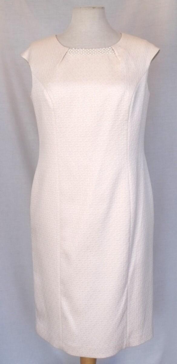 Jacques Vert JACQUES VERT IVORY JACQUARD SHIFT DRESS AND SILK DETAIL JACKET WITH PEARL NECKLINE