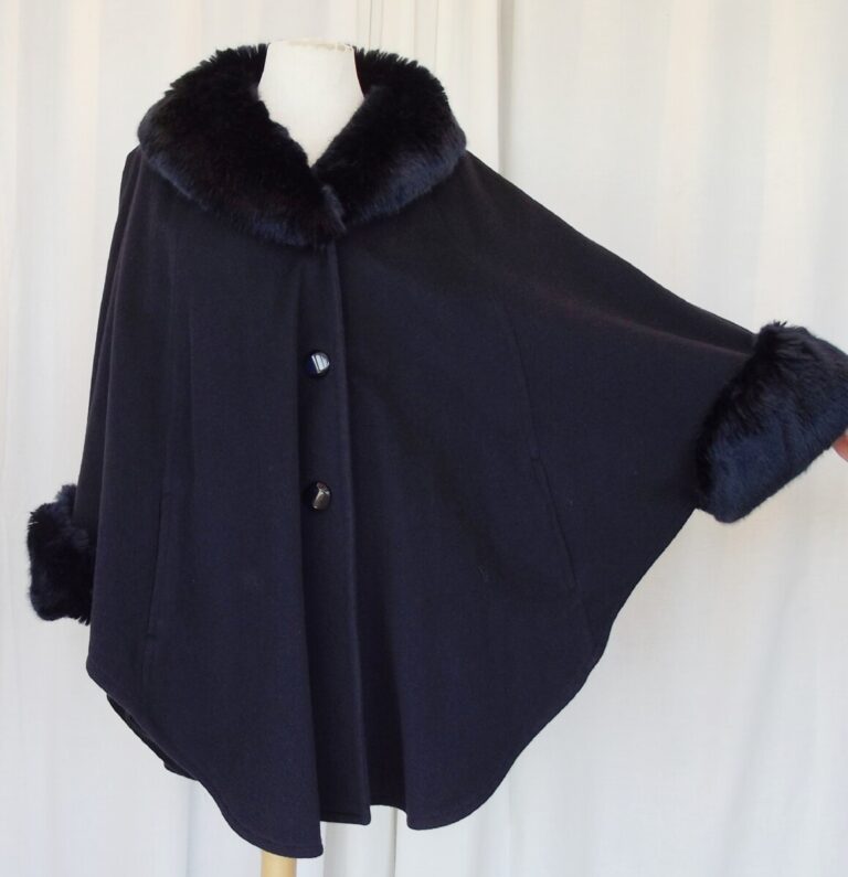 Jacques Vert JACQUES VERT ONE SIZE DARK BLUE CLOAK 76% WOOL 7% CASHMERE FAUX FUR COLLAR & CUFFS