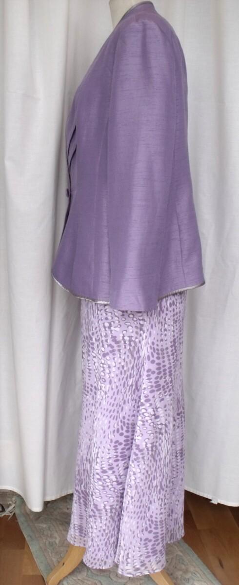 Jacques Vert LAVENDER & LACE RANGE LAVENDER CHIFFON RANDOM SPOT SKIRT & TOP LAVENDER CHEVRON SHANTUNG JACKET PEBBLE SILK EDGING