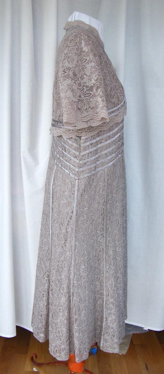 Jacques Vert LAVENDER & LACE RANGE TAUPE LACE & RIBBON DRESS & MATCHING TAUPE LACE SHRUG