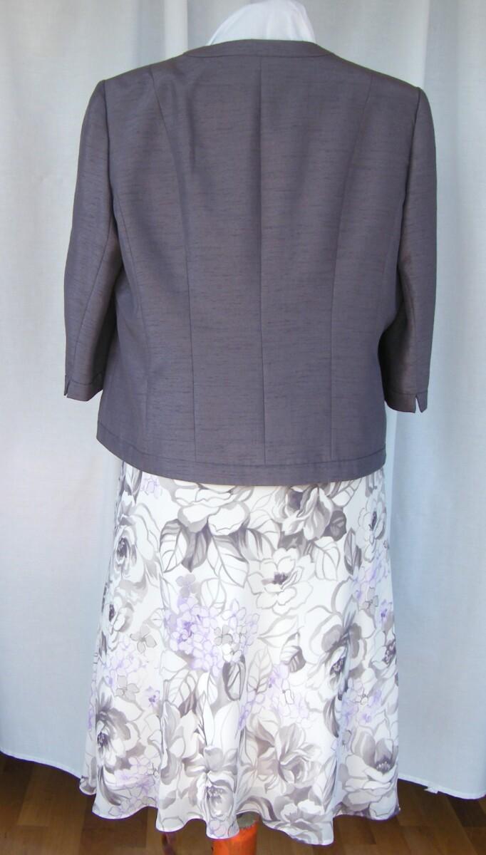 Jacques Vert LILAC HAZE RANGE IVORY ORGANZA CHIFFIN DRESS LILAC & MAUVE FLORAL PRINT & MAUVE SHANTUNG JACKET