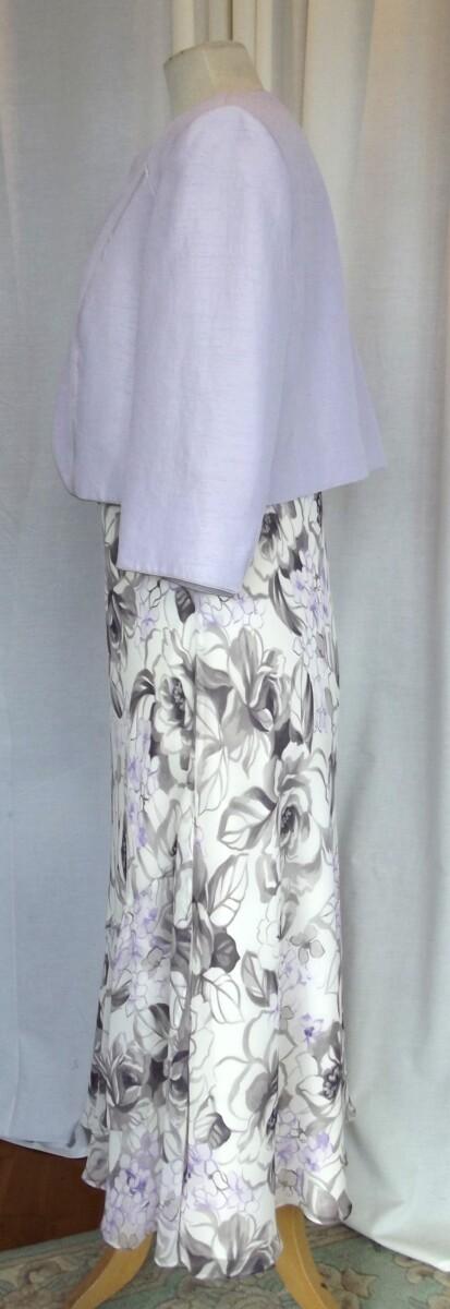 Jacques Vert LILAC HAZE RANGE IVORY ORGANZA CHIFFON DRESS MAUVE & LILAC FLORAL PRINT MATCHING LILAC SHANTUNG NOTCH NECK SHORT JACKET