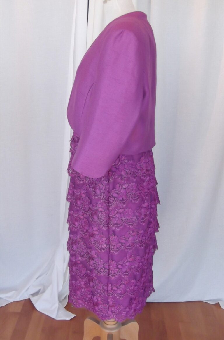 Jacques Vert MAGENTA WATERFALL LACE SHIFT DRESS PLEATED SATIN WAISTBAND & MAGENTA WOVEN SHORT JACKET