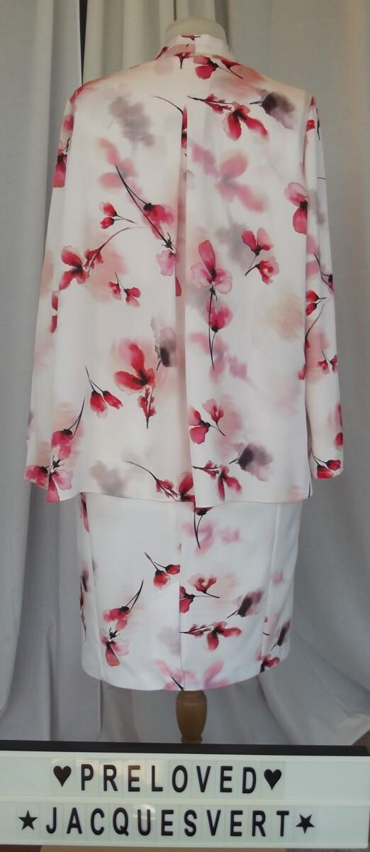 Jacques Vert MATCHING IVORY CREPE SHIFT DRESS DELICATE CORAL PINK FLORAL PRINT MATCHING CREPE CHIFFON HI/LO TOP