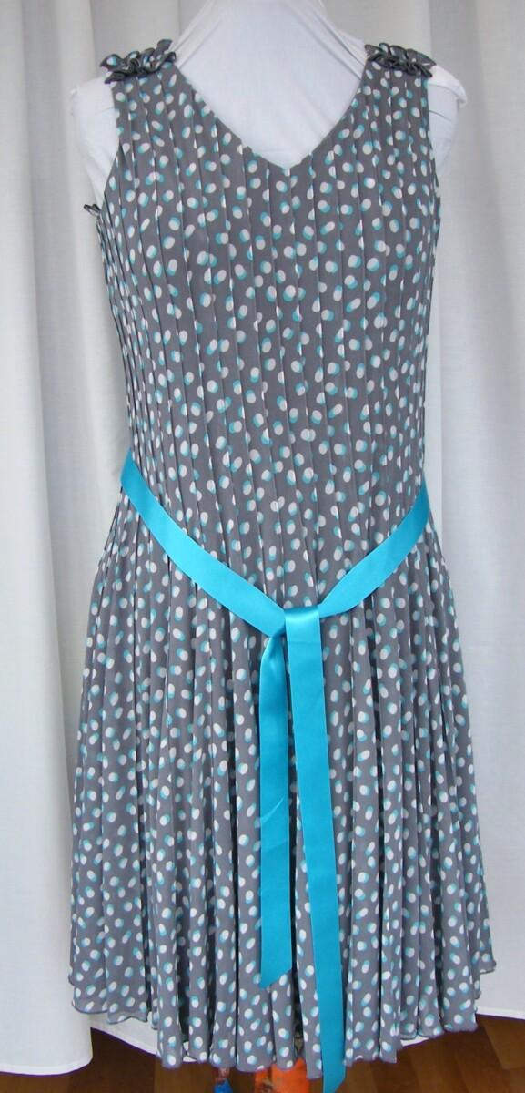 Jacques Vert METAL GREY & TURQUISE RANGE GREY CREPE DRESS RANDOM LARGE SPOT PRINT & TURQUOISE SHANTUNG SHORT JACKET