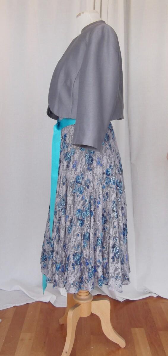 Jacques Vert METAL GREY & TURQUOISE RANGE GREY STRETCH LACE DRESS BLUE FLOWER PRINT & METAL GREY SHANTUNG NOTCH NECK SHORT JACKET