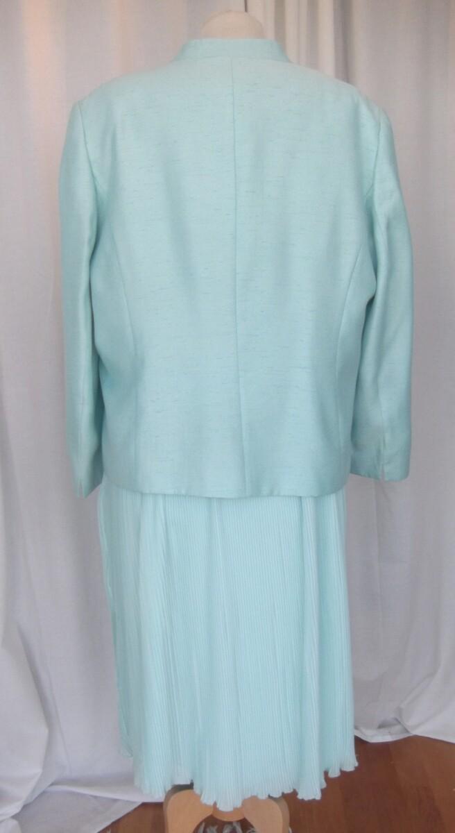 Jacques Vert MINT BRULEE EMPIRE STYLE SUNRAY PLEATED CHIFFON DRESS BRAND NEW WITH TAGS & MATCHING MINT BRULEE NOTCH NECK JACKET