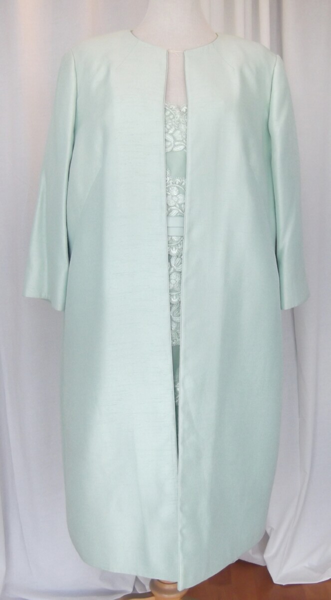 Jacques Vert MINT GREEN SHANTUNG COAT WITH MINT GREEN CASCADING LACE DRESS & NAVY CORSAGE