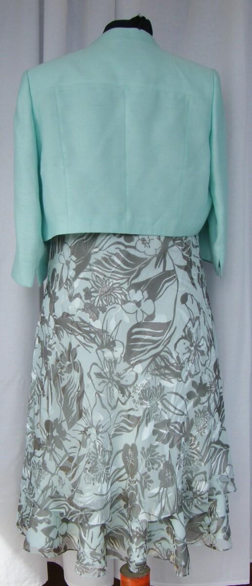 Jacques Vert MINT JULEP RANGE COFFEE PRINT ON MINT JULEP 27% SILK DEVORE & MINT JULEP NOTCH NECK SHORT JACKET