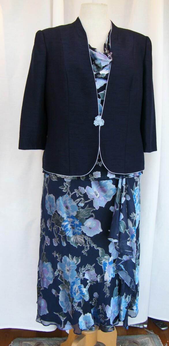 jacques vert MONIQUE RANGE NAVY 40% SILK DEVORE SKIRT & TOP POWDER BLUE PRINT & NAVY BLUE SHANTUNG JACKET