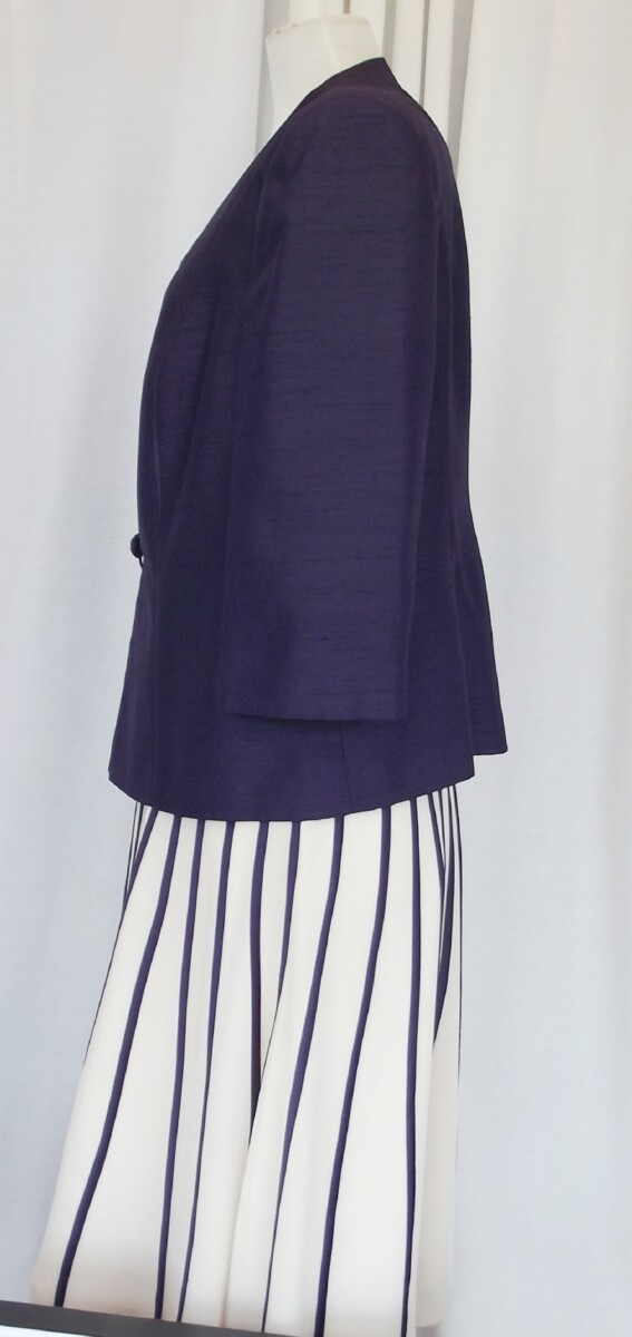 Jacques Vert NEW DAMSON RANGE IVORY CHIFFON DRESS BANDED VERTICALLY WITH PURPLE SILK RIBBONS & DAMSON PURPLE SHANTUNG JACKET