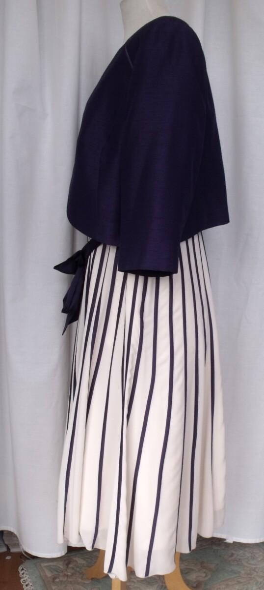 Jacques Vert NEW DAMSON RANGE IVORY CHIFFON DRESS VERTICAL BANDS OF PURPLE SILK RIBBONS & DAMSON PURPLE SHANTUNG SHORT JACKET
