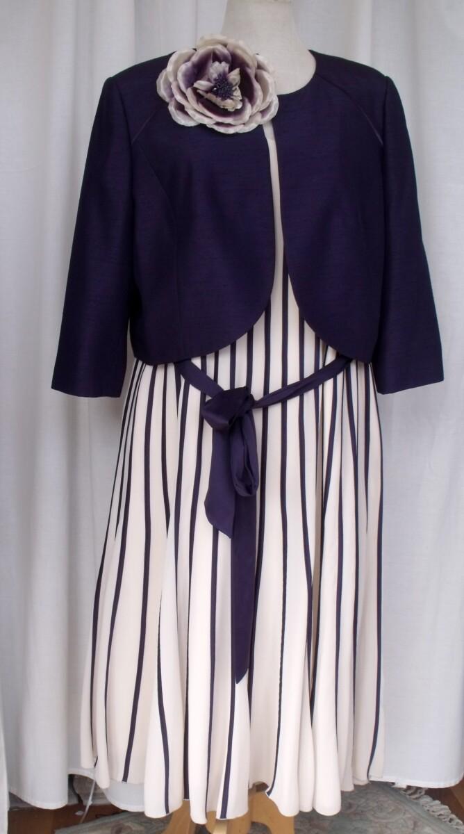 jacques vert NEW DAMSON RANGE IVORY CHIFFON DRESS VERTICAL BANDS OF PURPLE SILK RIBBONS & DAMSON PURPLE SHANTUNG SHORT JACKET