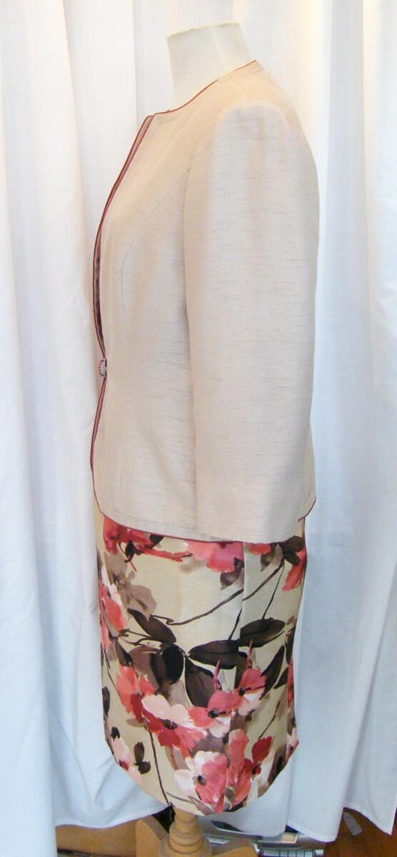 Jacques Vert OLD GOLD RANGE GOLD SHANTUNG SHIFT DRESS TERRACOTTA FLORAL PRINT MATCHING GOLD SHANTUNG JACKET