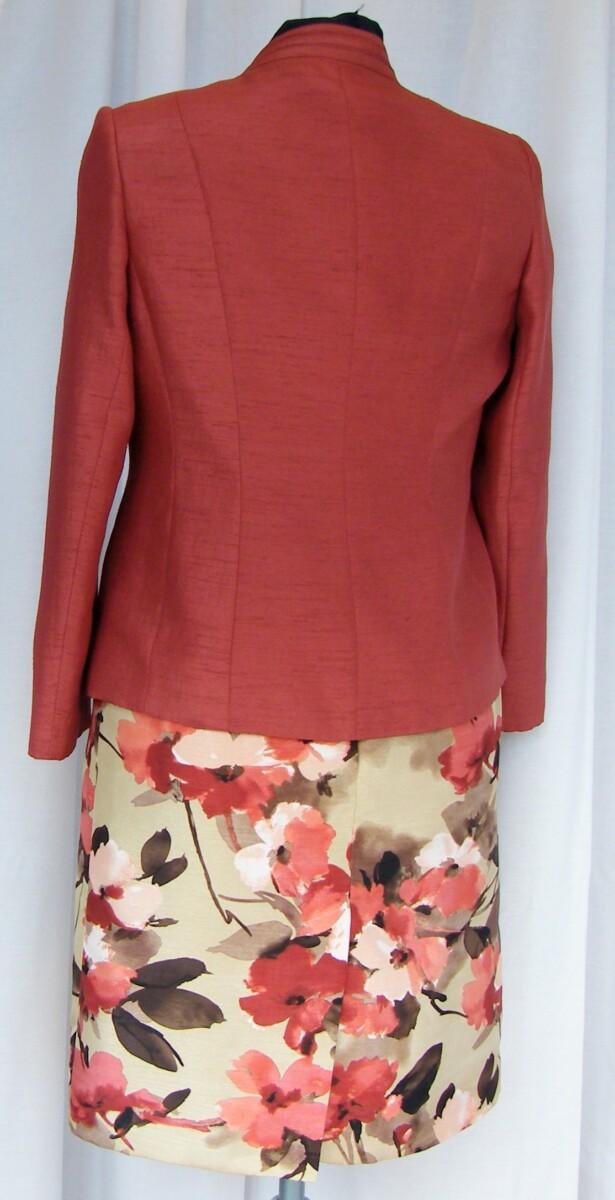 Jacques Vert OLD GOLD RANGE GOLD SHANTUNG SHIFT DRESS TERRACOTTA FLORAL PRINT MATCHING TERRACOTTA SHANTUNG JACKET