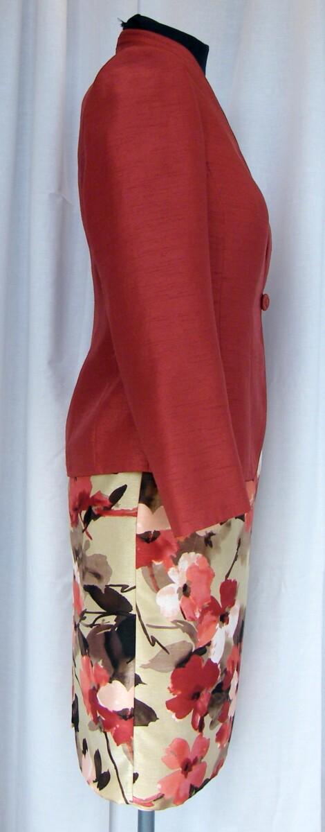 Jacques Vert OLD GOLD RANGE GOLD SHANTUNG SHIFT DRESS TERRACOTTA FLORAL PRINT MATCHING TERRACOTTA SHANTUNG JACKET