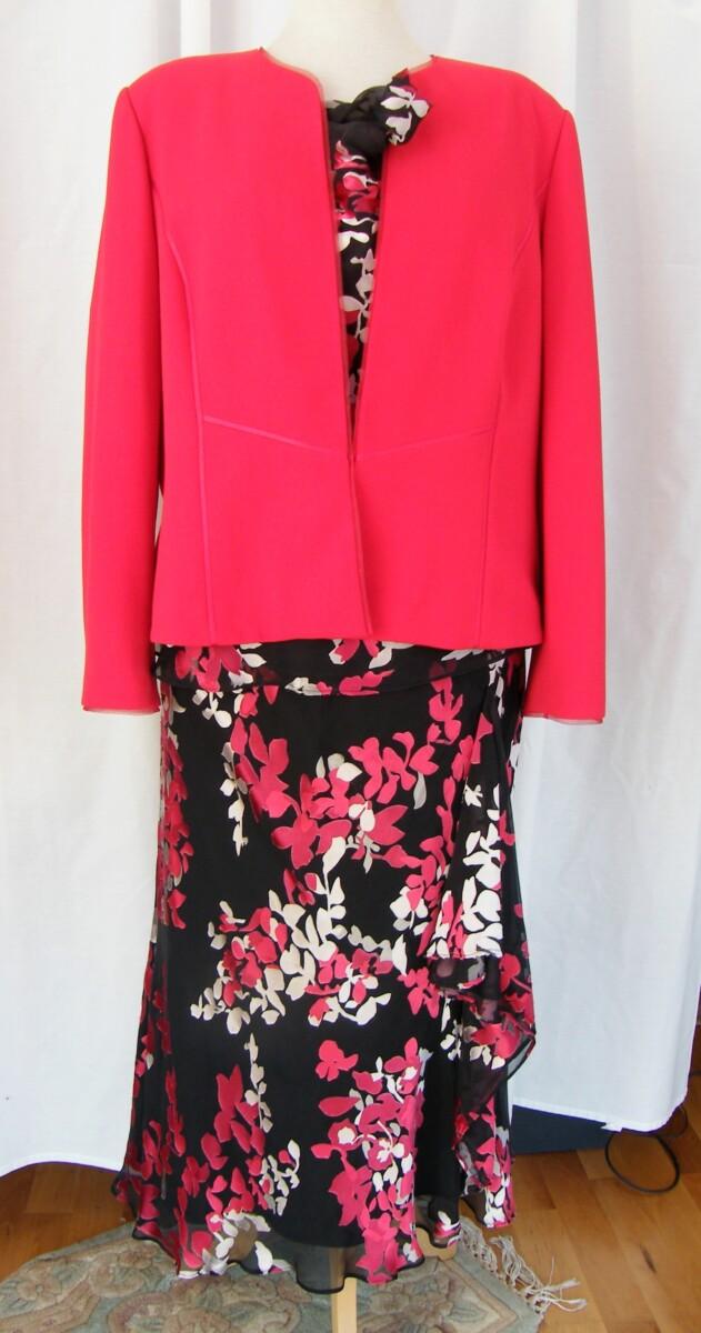 jacques vert ON THE BOARDWALK RANGE BLACK 49% SILK DEVORE SKIRT & TOP IVORY & SCARLET LEAF PRINT. SCARLET RED BRUSHED JACKET