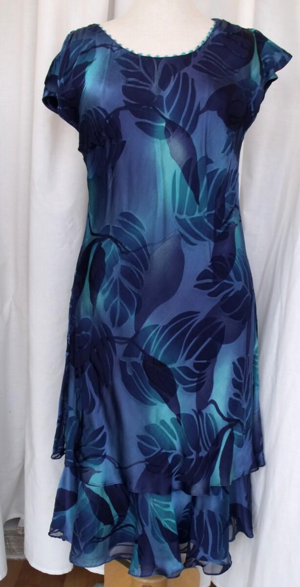 Jacques Vert PEACOCK RANGE 36% SILK DEVORE DRESS TURQUOISE & BLUE PRINT PEACOCK TURQUOISE SHORT JACKET