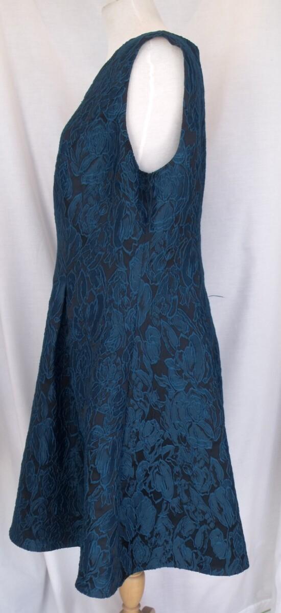 Jacques Vert PETITE RANGE GREEN FLORAL JACQUARD PROM DRESS