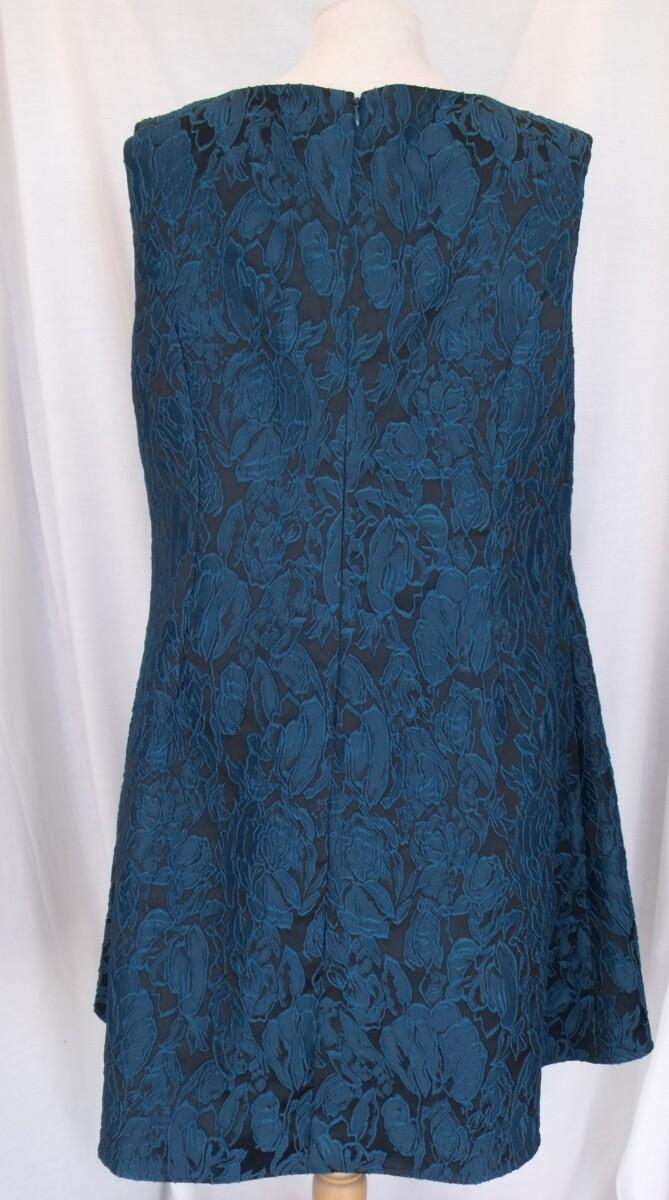 Jacques Vert PETITE RANGE GREEN FLORAL JACQUARD PROM DRESS