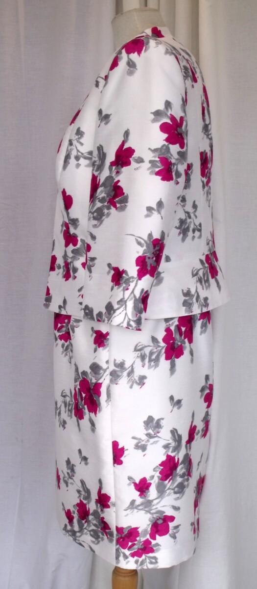 Jacques Vert PETITE RANGE IVORY SHANTUNG DRESS & JACKET CERISE & GREY FLOWERHEAD PRINT