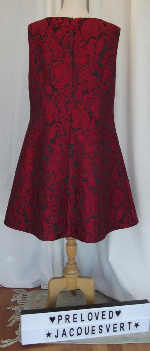 Jacques Vert PETITE RANGE RED FLORAL JACQUARD PROM DRESS