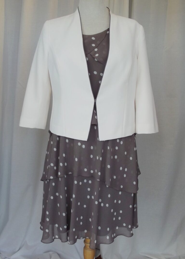 jacques vert PIPE BROWN WATERFALL CHIFFON DRESS RANDOM SPOT PRINT IVORY CREPE ANGLE EDGE JACKET PIPED IN BROWN