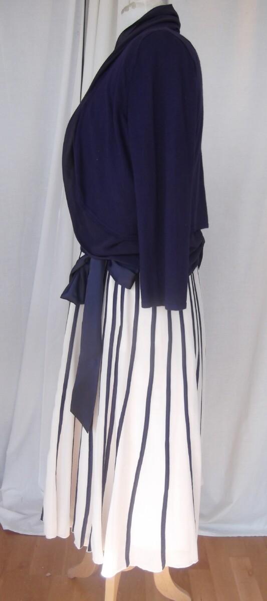 Jacques Vert PRELUDE COLLECTION IVORY CHIFFON DRESS VERTICAL BANDS OF PURPLE SILK RIBBONS OPTIONAL SATIN SASH & NEW DAMSON PURPLE KNITTED & CHIFFON SHRUG