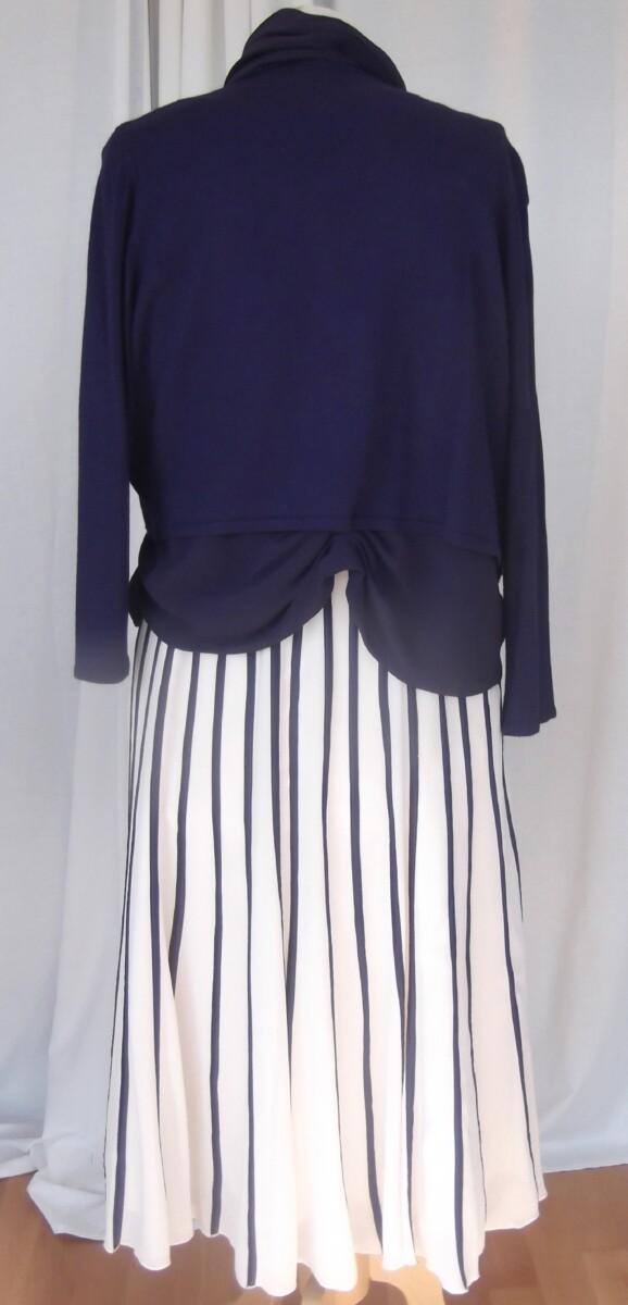 Jacques Vert PRELUDE COLLECTION IVORY CHIFFON DRESS VERTICAL BANDS OF PURPLE SILK RIBBONS OPTIONAL SATIN SASH & NEW DAMSON PURPLE KNITTED & CHIFFON SHRUG
