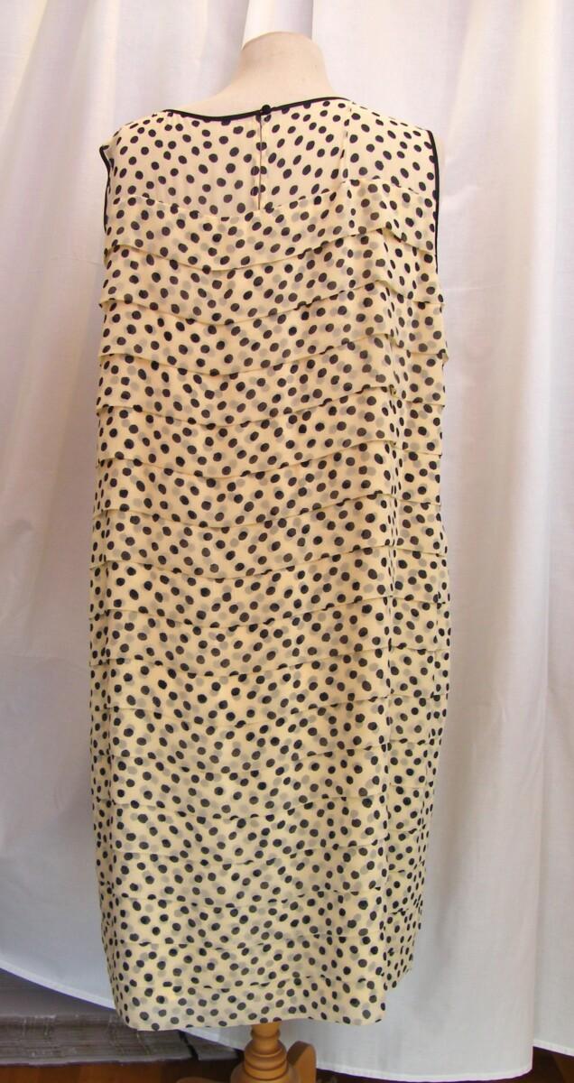 Jacques Vert PRIMROSE & NAVY SPOT SHUTTER PLEAT SHIFT DRESS & PRIMROSE SHORT JACKET EDGED IN NAVY
