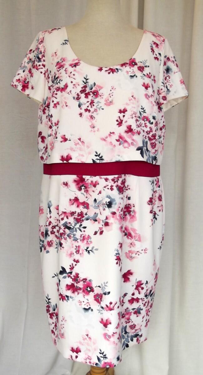 Jacques Vert SICILIAN FLORAL PRINT ON JACQUARD IVORY CREPE SHIFT DRESS & MATCHING RED CREPE SHORT JACKET