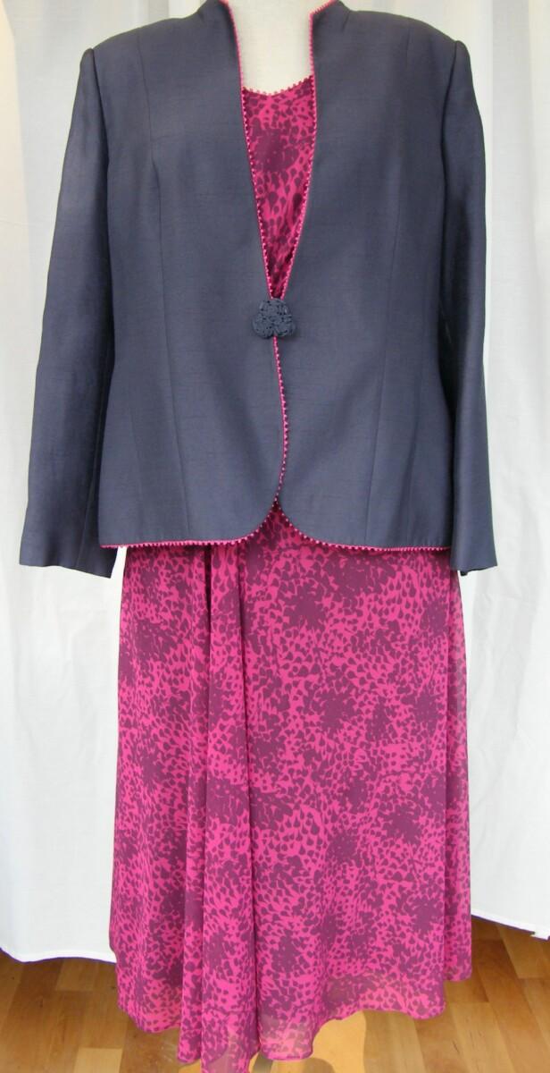 jacques vert SLATE & PASSION RANGE DARK PIGMENT PINK CHIFFON DRESS SLATE GREY PRINT SLATE GREY JACKET