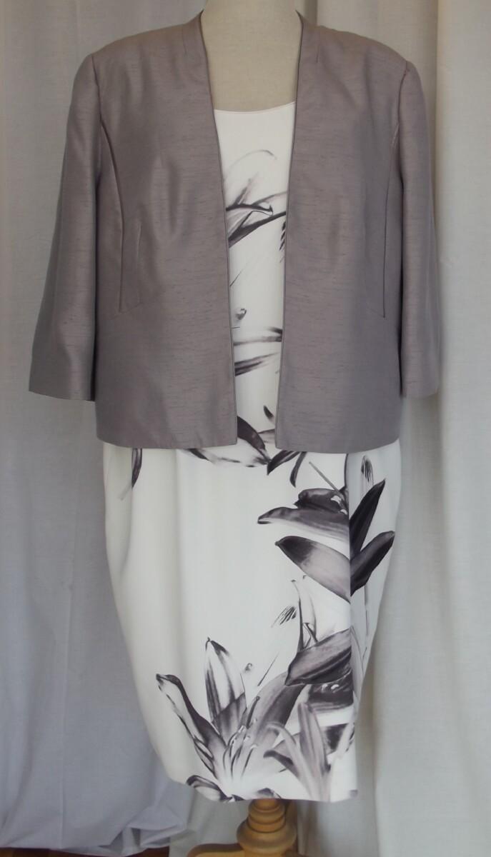 jacques vert SOFT IVORY CREPE SHIFT DRESS PEWTER LILY FLOWER PRINT & PEWTER SHANTUNG JACKET