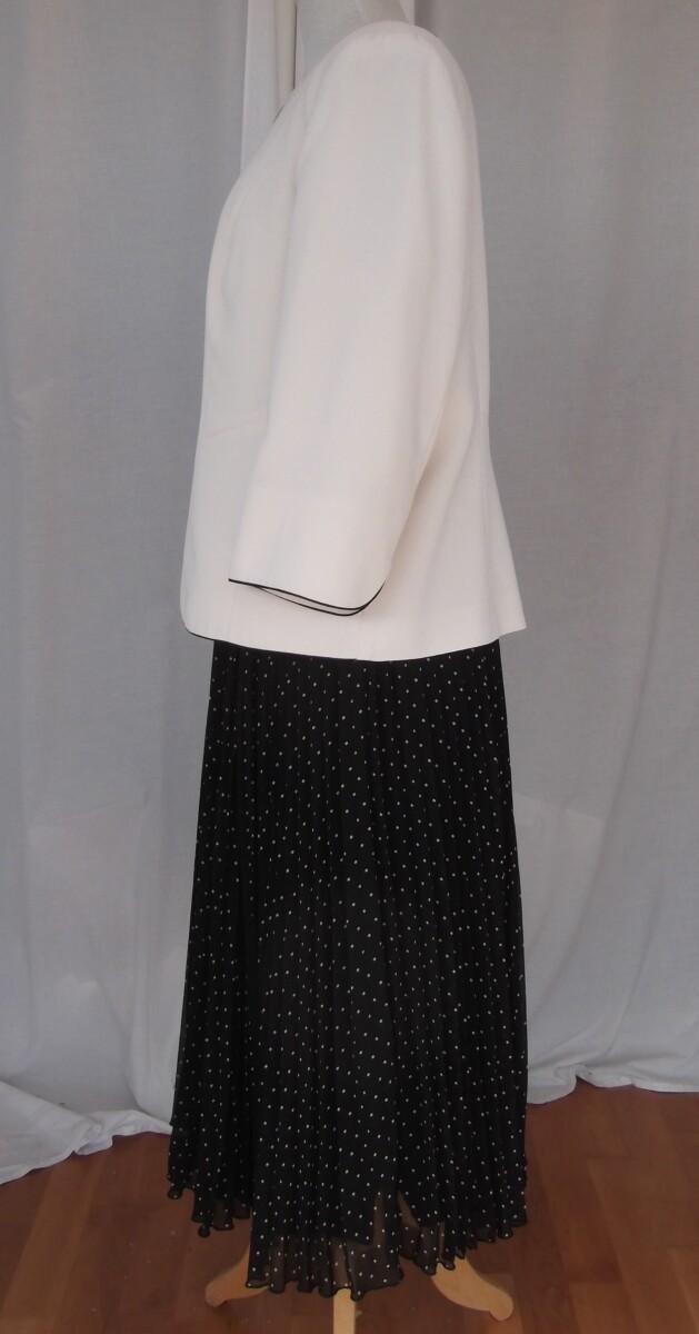 Jacques Vert SUNRAY PLEATED BLACK CREPE CHIFFON SKIRT & IVORY SPOT PRINTBLACK CREPE CHIFFON TOP IVORY SPOT PRINT IVORY CREPE JACKET EDGED IN BLACK