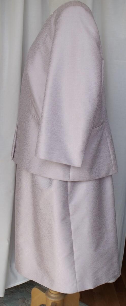 Jacques Vert TAUPE JACQUARD SHANTUNG SHIFT DRESS EMBELISHED WITH PEARLS AT WAIST & MATCHING JACKET EMBELISHED WITH PEARLS AROUND NECKLINE