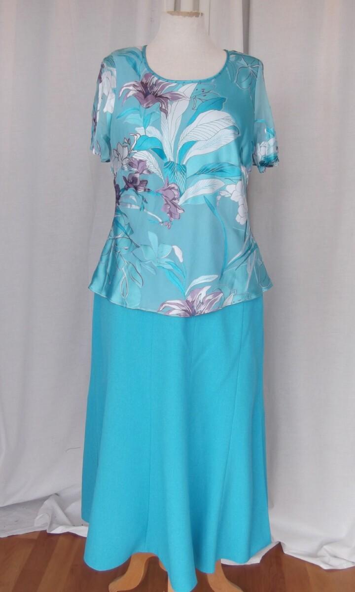Jacques Vert VINTAGE LAGOON RANGE TURQUOISE WOVEN SKIRT & SHORT SLEEVED JACKET & 32% SILK DEVORE TURQUOISE SKIRT & TOP FLORAL PRINT