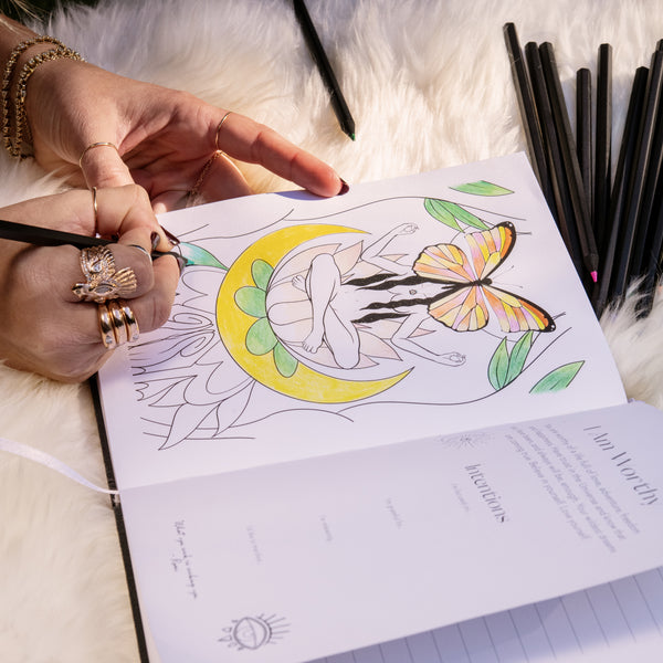 Jacquie Aiche DAILY INTENTIONS JOURNAL