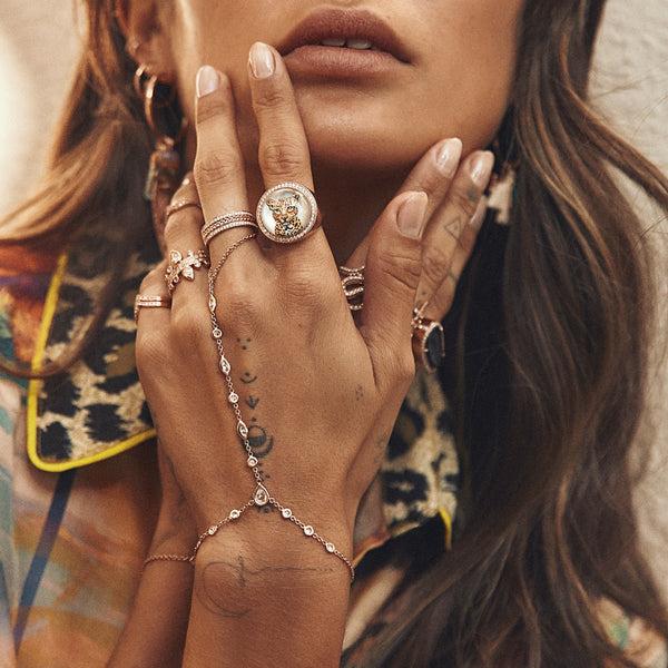 Jacquie Aiche Pave Diamond Cub Mother Of Pearl Signet Ring