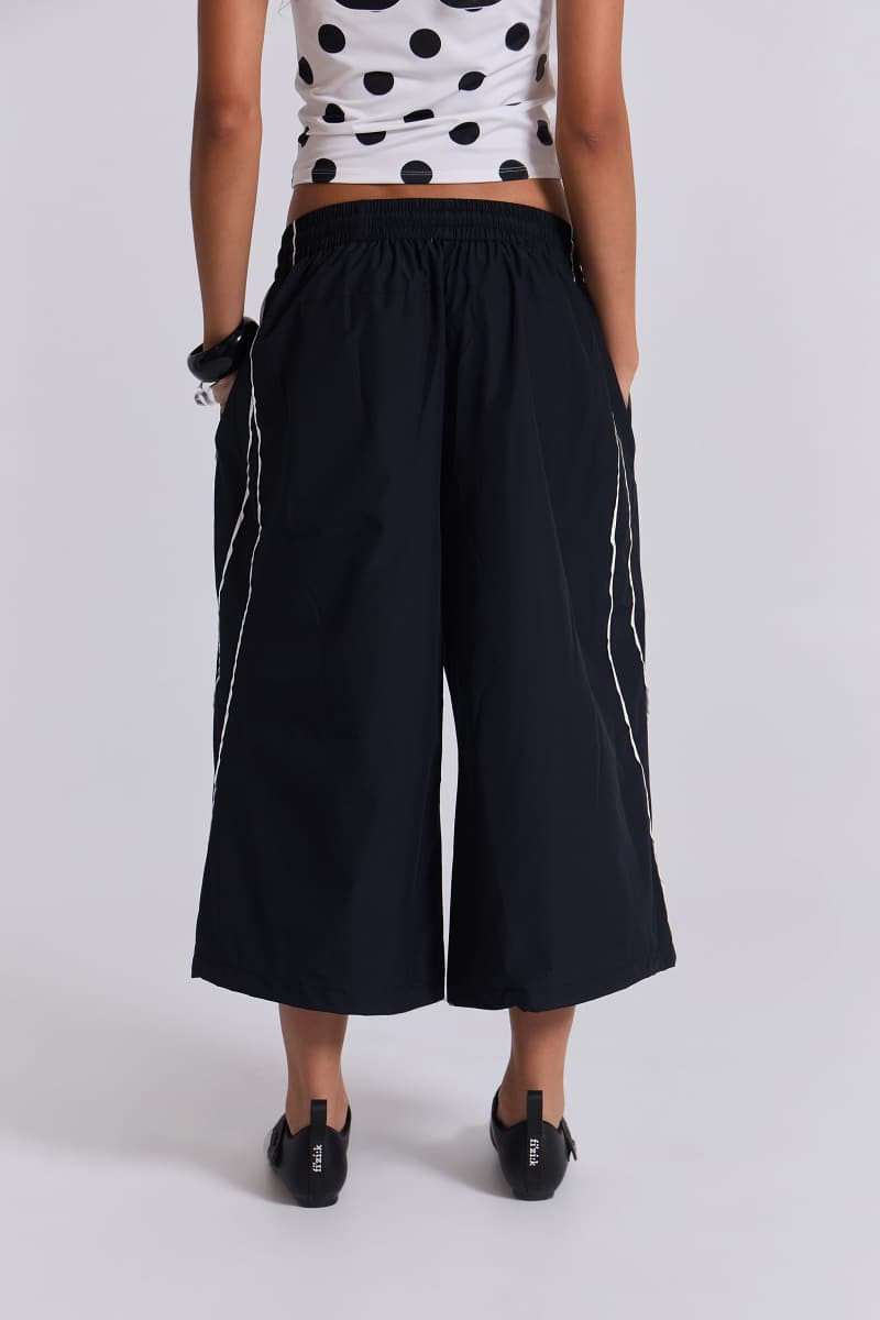 Jaded London Black Vapor 3/4 Shorts Black