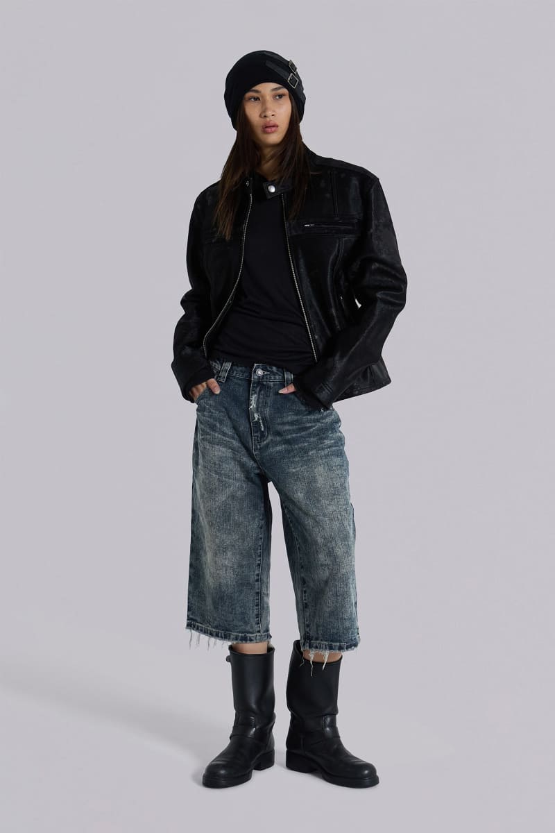 Jaded London Nia Slim Leg Distressed Jorts Blue