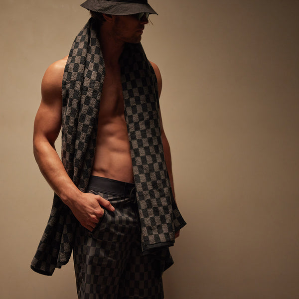 James Perse Checkered Beach Towel Slate/Raccoon Grey