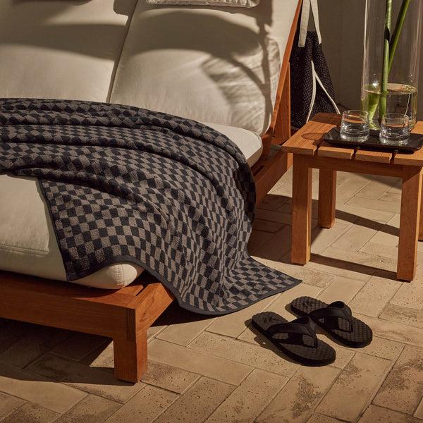 james perse Checkered Beach Towel Slate/Raccoon Grey