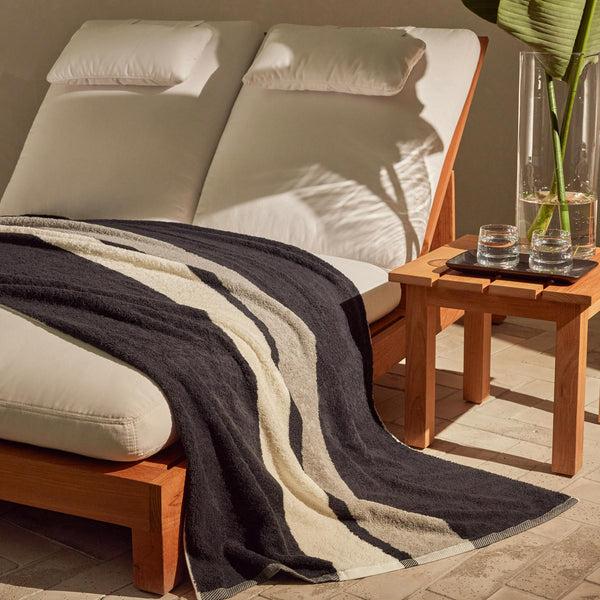 james perse Double Stripe Beach Towel Carbon/Vintage White/Grey