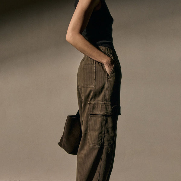 james perse Herringbone Twill Parachute Pant Caribou Pigment