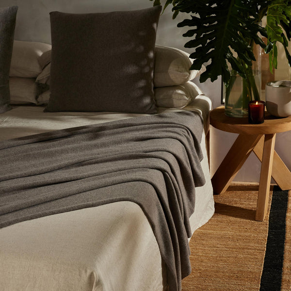 james perse Cashmere Knit Blanket Taupe Melange