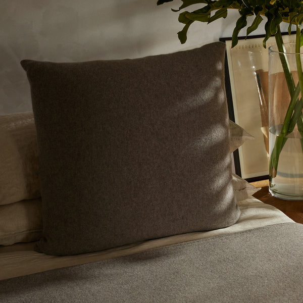 james perse Cashmere Sham Taupe Melange