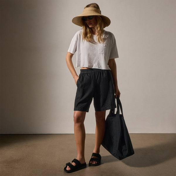 james perse Lightweight Linen Bermuda Short Black