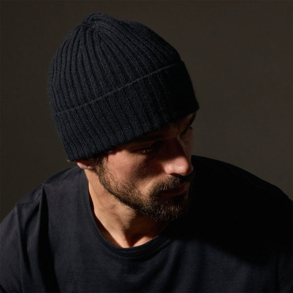 James Perse Recycled Cashmere Ribbed Beanie Black