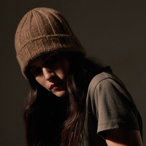 James Perse Textured Cashmere Beanie Chestnut